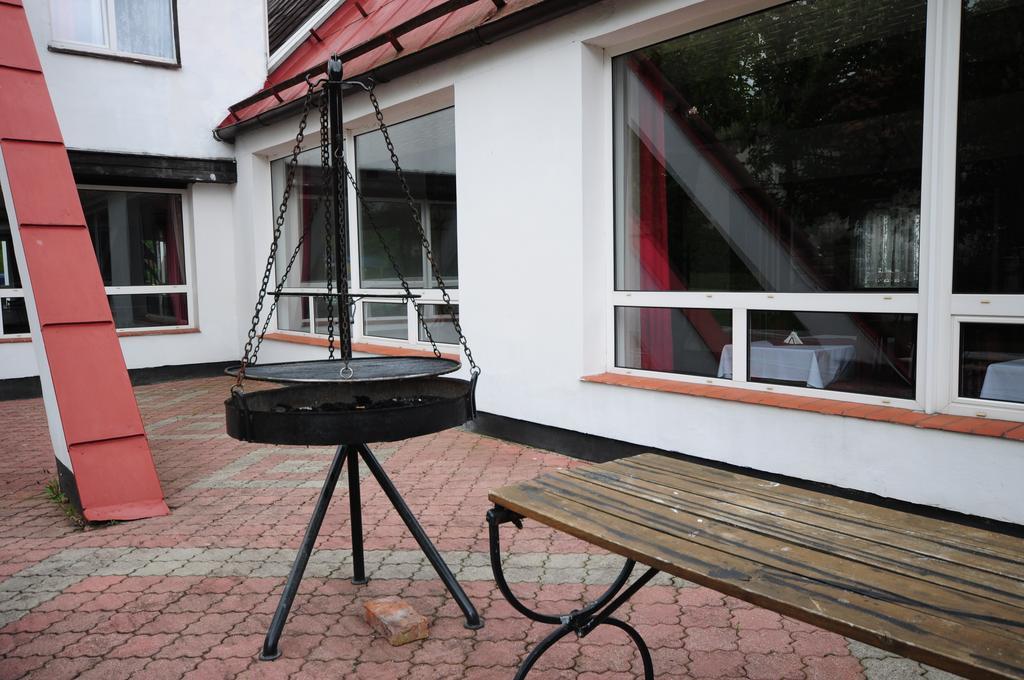 Zajazd Pod Kasztanami Ryn  Exterior foto