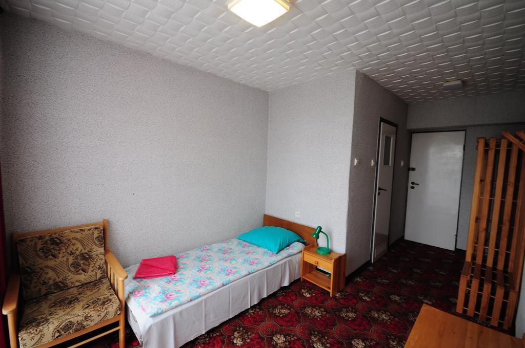 Zajazd Pod Kasztanami Ryn  Habitación foto