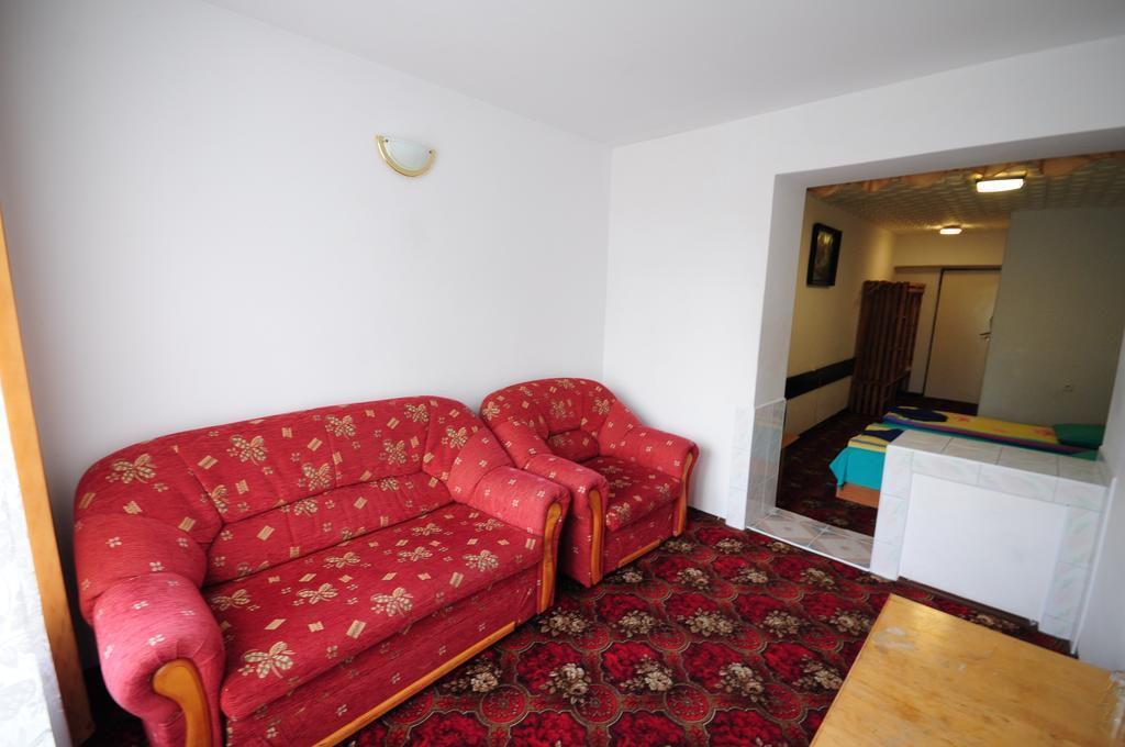 Zajazd Pod Kasztanami Ryn  Habitación foto